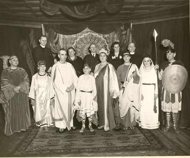 Grandfather_Kosak_as_Pontius_Pilot_001