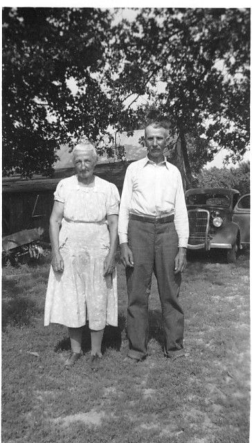 Nana_Kosak_s_Aunt_Uncle_BAN