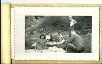 Gladys_Agnes_Rich_Pat_or_Wally_Harr_Henry_Batalion_1946