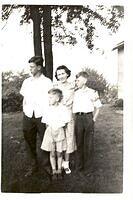 1941_Grandma_Harr_Pat_Rich_Wally