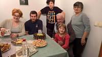 Jordan_Ivan_and_Paula_and_grandkids_2017Nov19