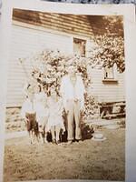 1929 Joe and Franca Legan with Betty Jordan and their kids