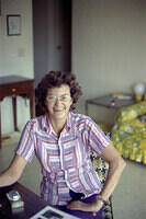 Throop_Penny_1976_visiting_her_mother